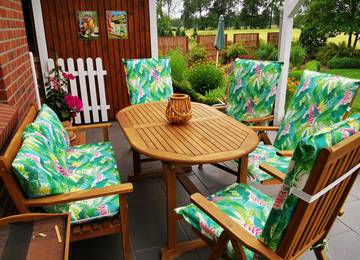 Hochlehner Auflagen und Gartenbankauflage mit Rücklehne in der Farbe Borneo Lagon Hochlehner Auflagen und Gartenbankauflage mit Rücklehne in der Farbe Borneo Lagon