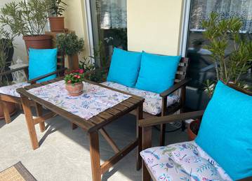 Bankauflagen und Sitzkissen mit Tischläufer für Gartenmöbel in der Farbe Dragonfly