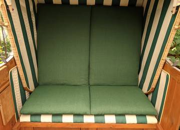 Niedriglehner Auflagen nach Maß in der Farbe Uni-Living Dark Green Niedriglehner Auflagen nach Maß in der Farbe Uni-Living Dark Green
